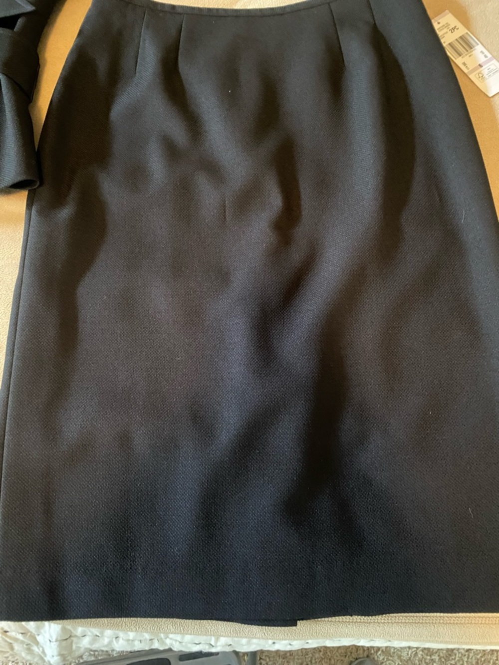 Le Suit Women's Size 6 Black Short-Sleeve Blazer with Matching Pencil Skirt - Picture 4 of 8